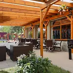 Ow Diament Lodge
