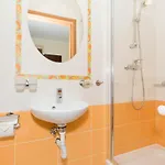 山林小屋 Ow Diament